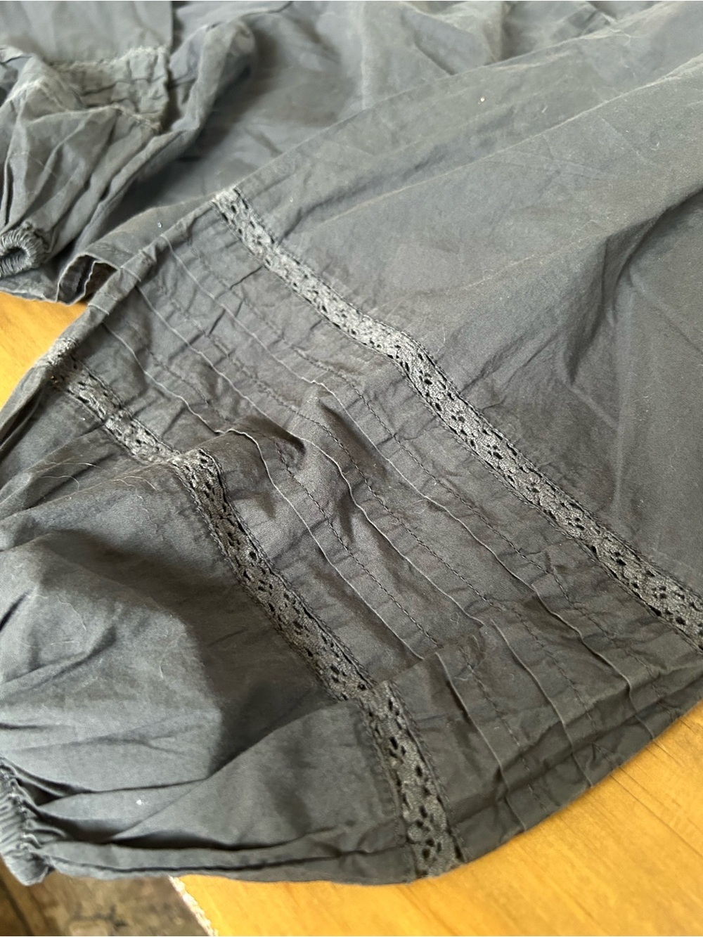 NWT Aerie Black Peasant Tie-Front Blouse - Picture 6 of 9